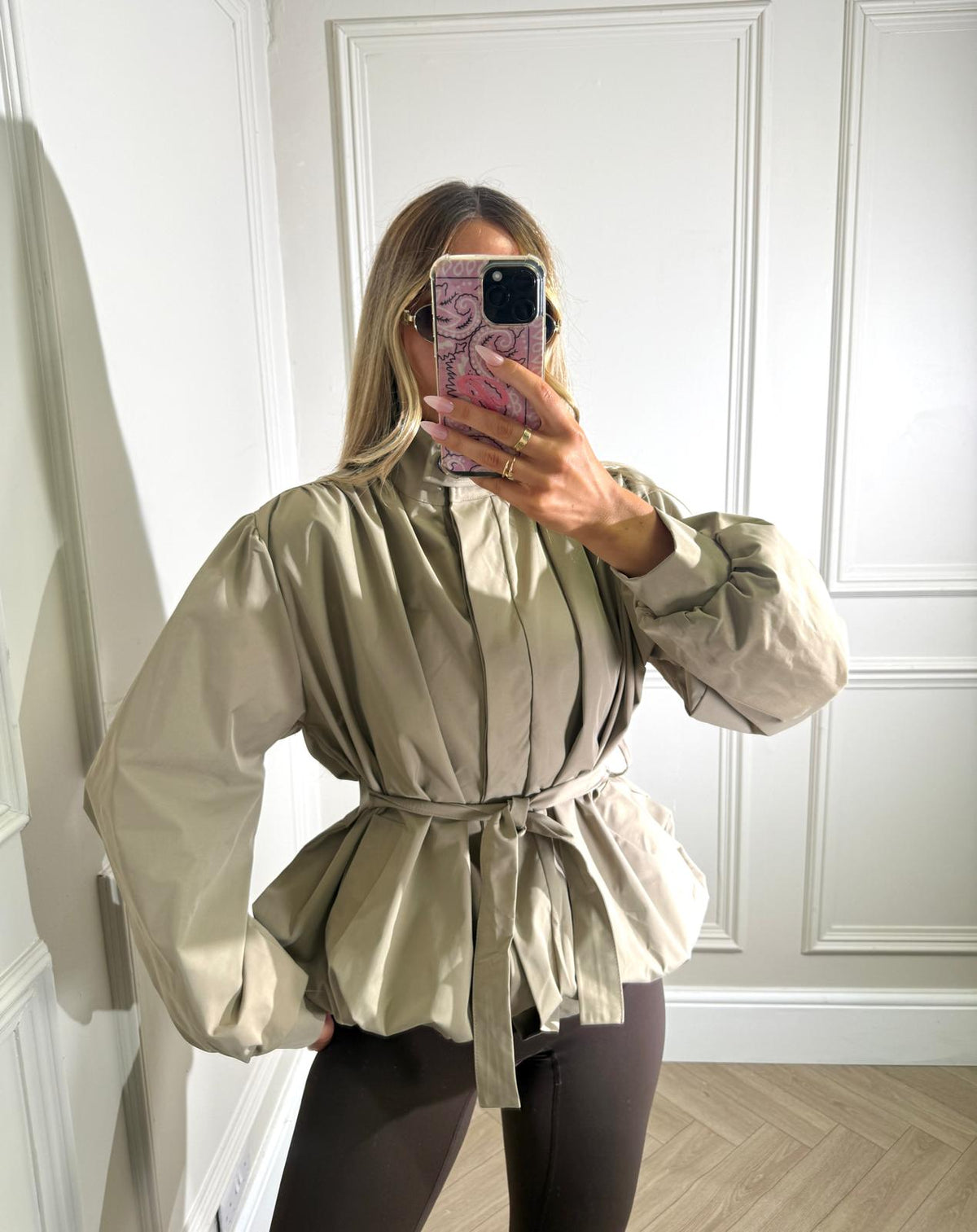 Belt trench jacket - beige