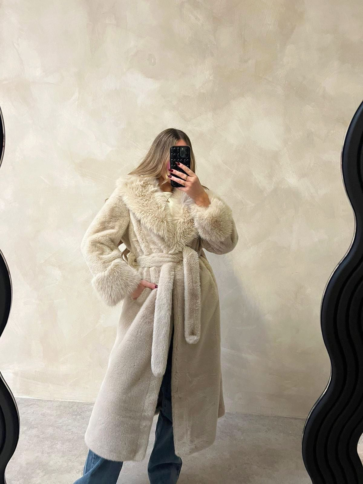 Luxury belted faux fur coat - cream