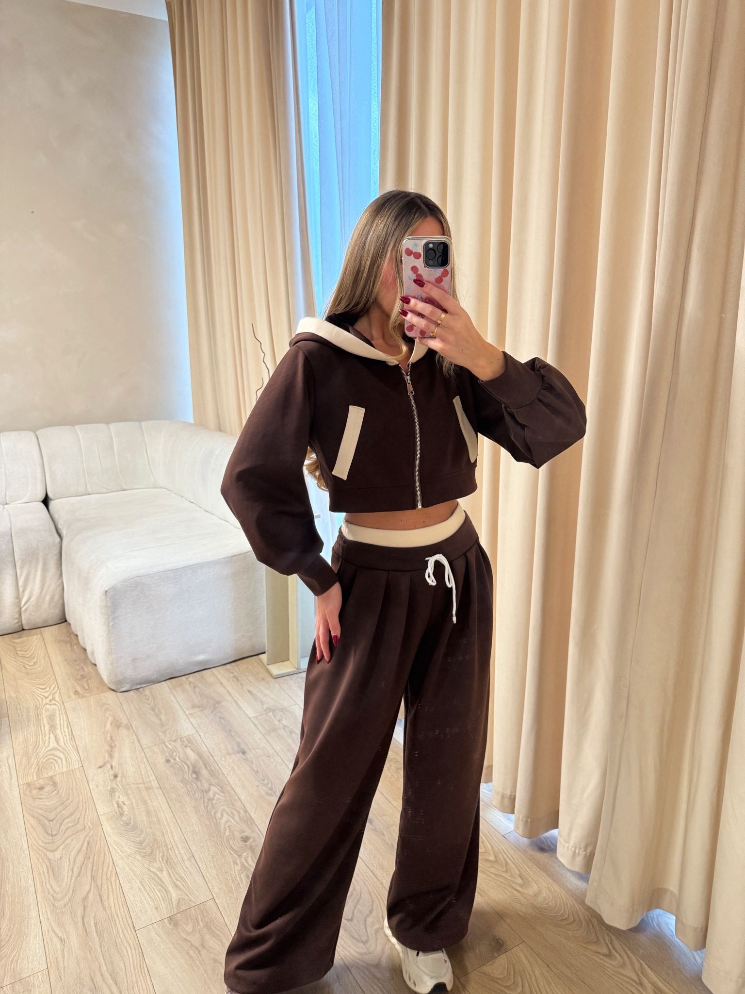 Cropped hoodie tracksuit - chocolate