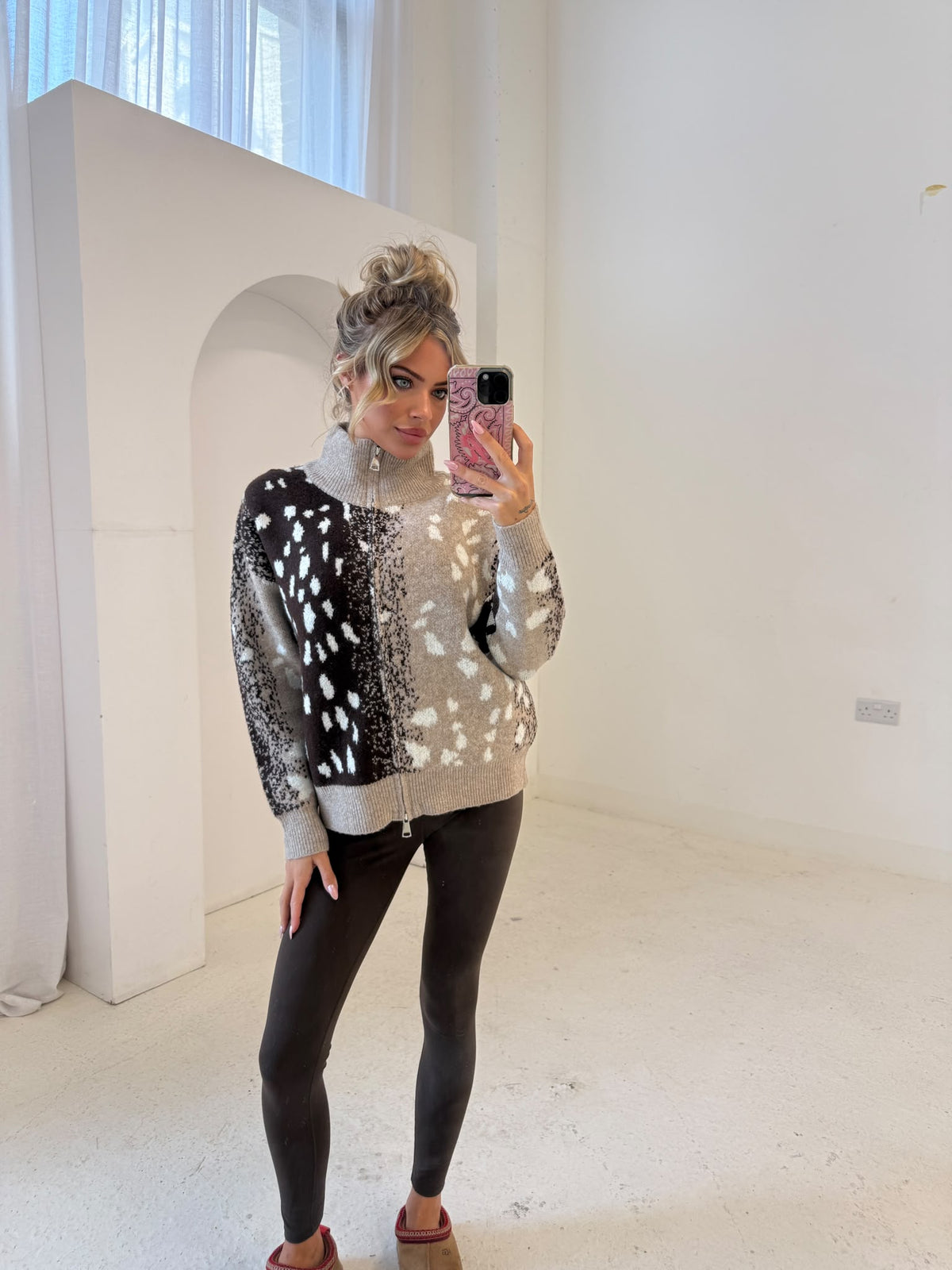 Deer print cardigan - brown