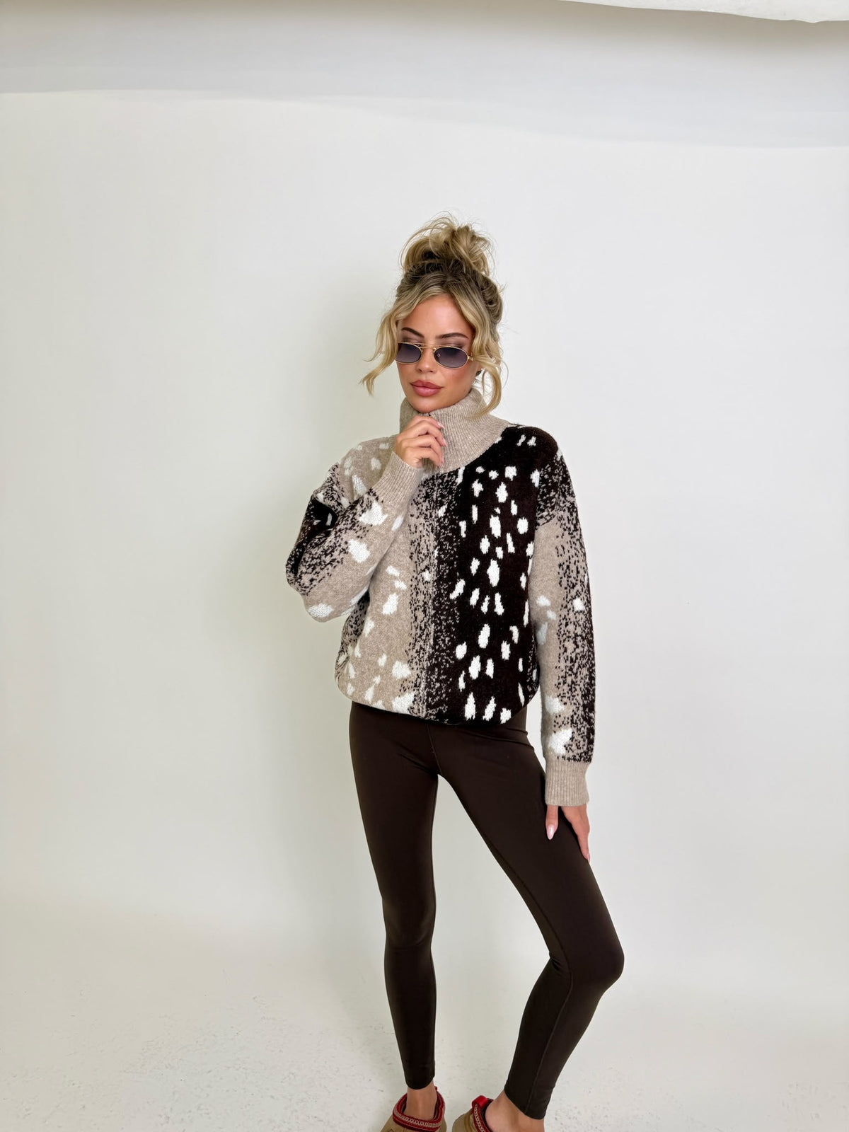 Deer print cardigan - brown