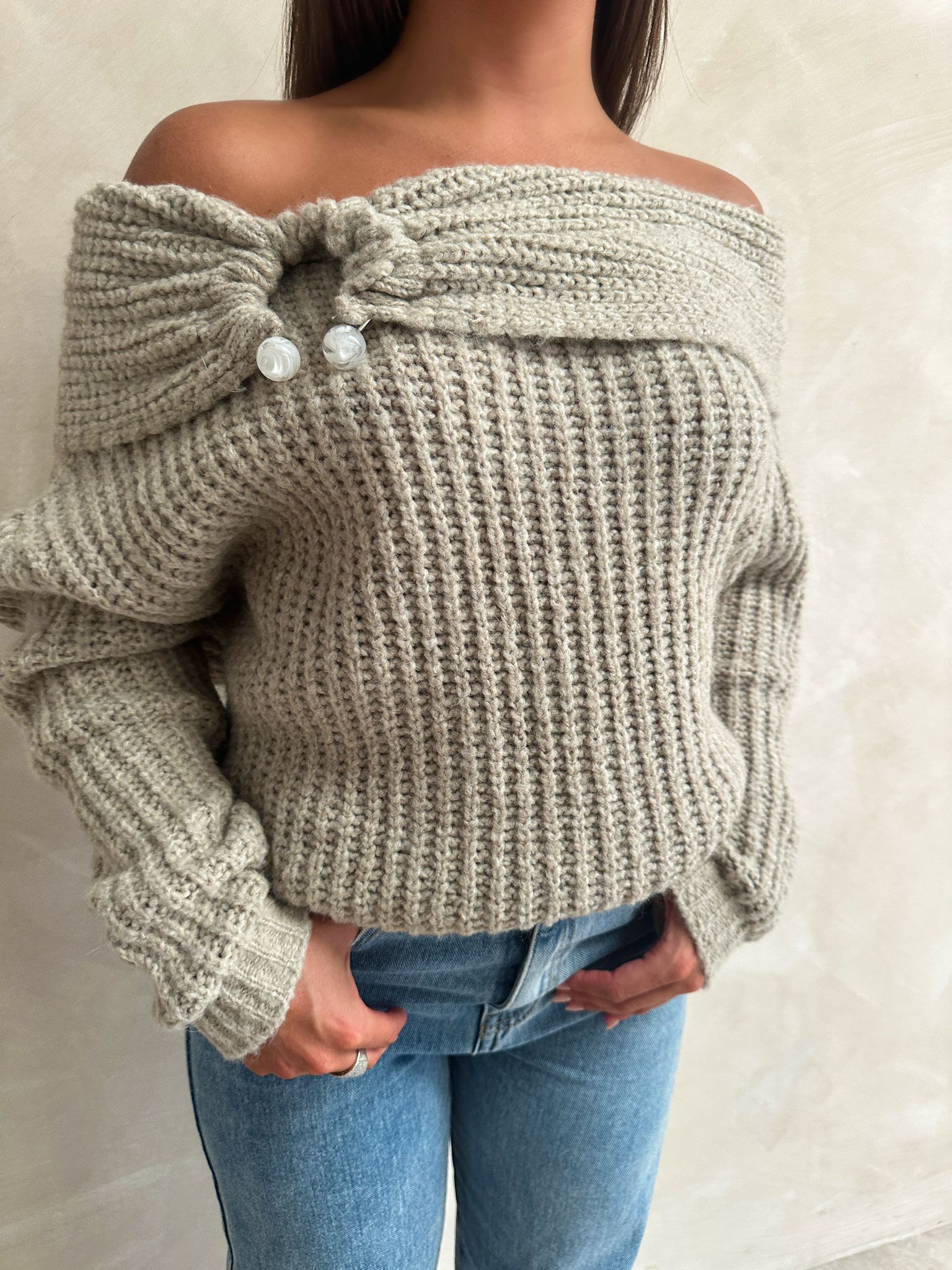 Off shoulder knit jumper - oatmeal