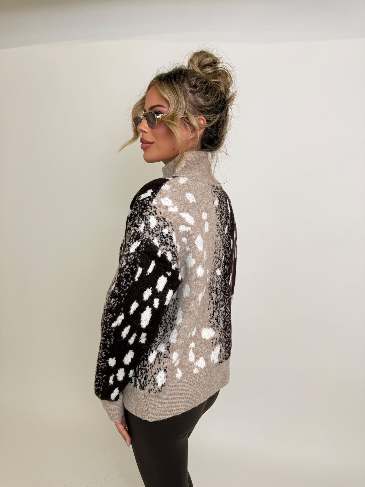 Deer print cardigan - brown