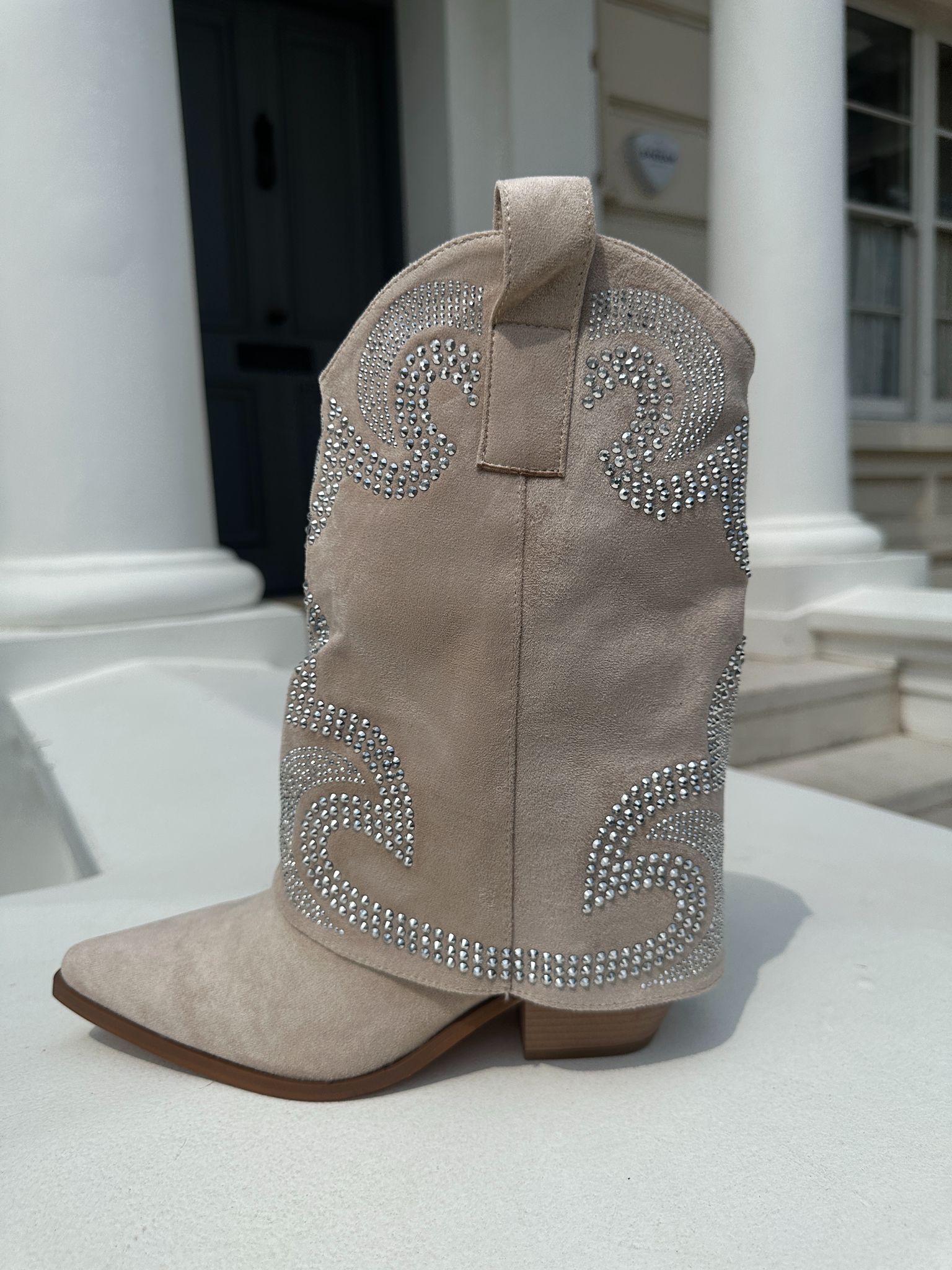 Stud western boots - beige