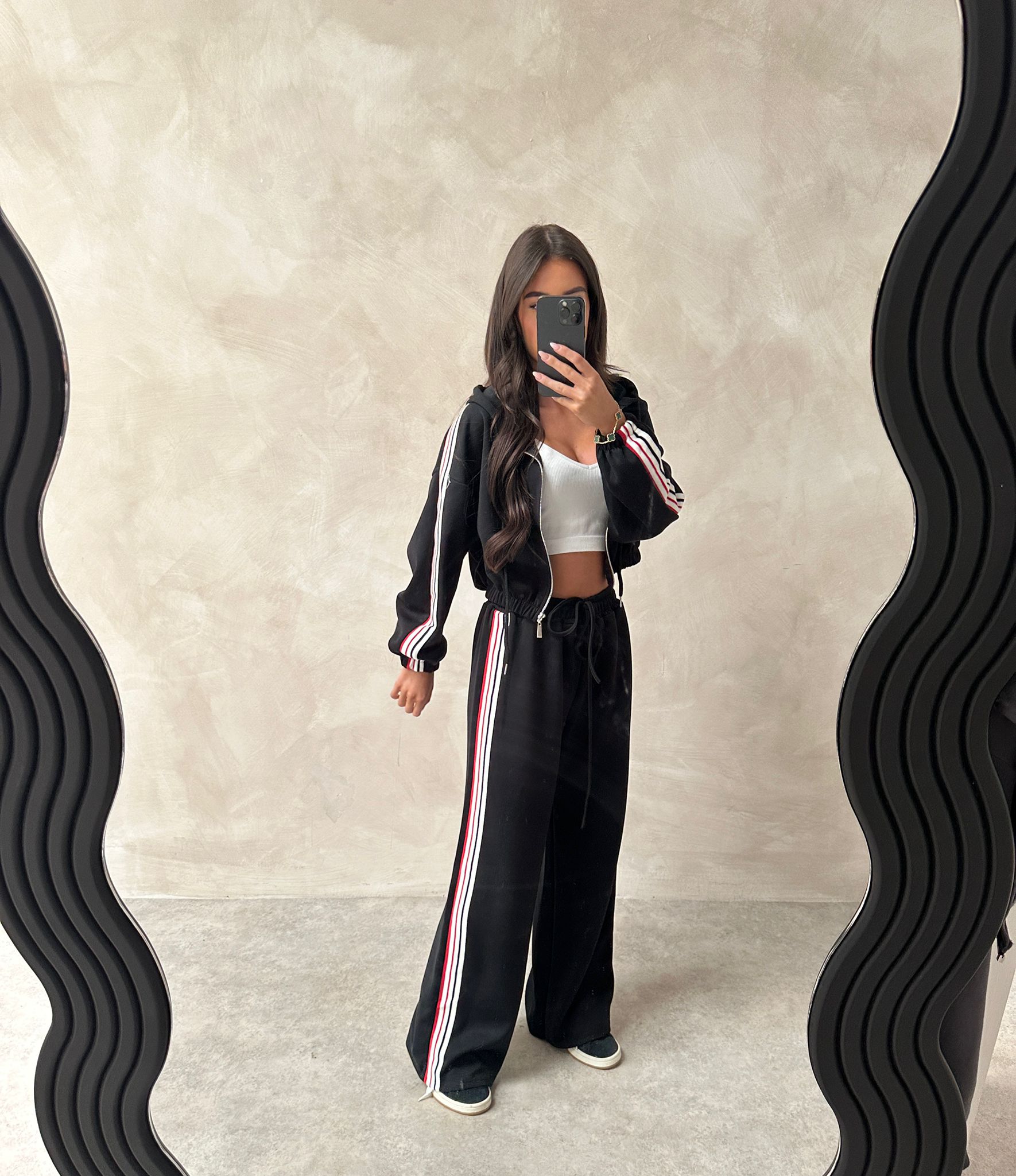 Stripe side tracksuit - black