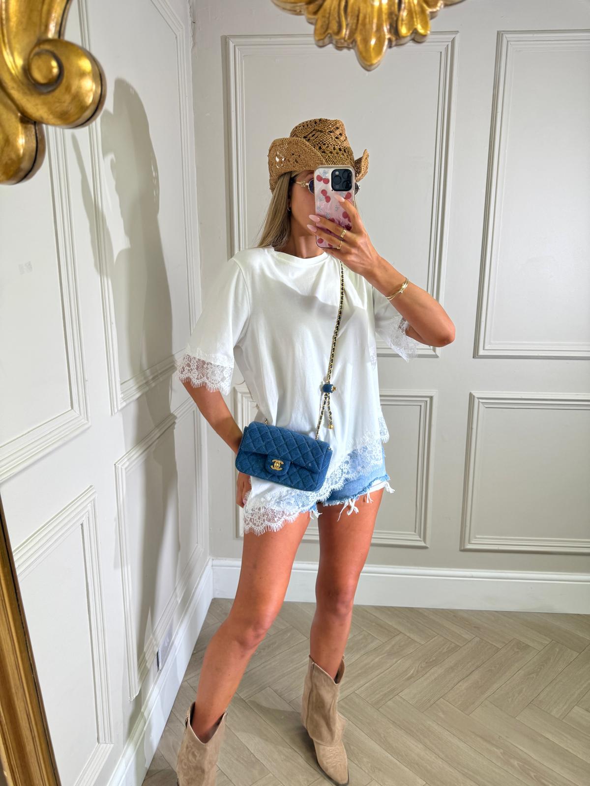 Lace asymmetric Tshirt - white